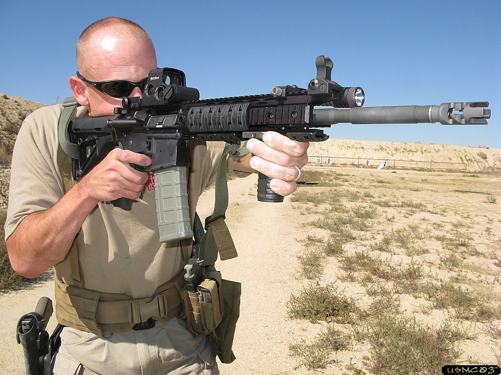 Vertical foregrip positioning